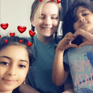 Meet your Posher, Mae